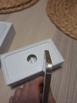 iPhone SE s novym displejom - 3