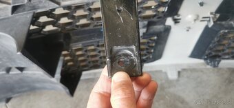 Predna maska Dodge RAM - 3