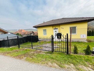 Predaj pekný dom v krásnej lokalite, Skýcov, okres Zlaté Mor - 3