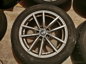 BMW 3 (G20) - originál 17" alu disky s letnými pneu DOT 22 - 3