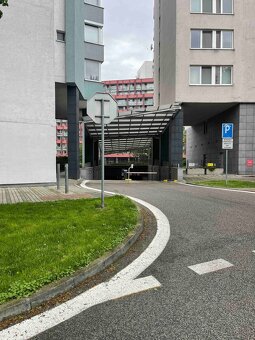 Predaj parkovacieho miesta - Tomasikova 50/E - 3