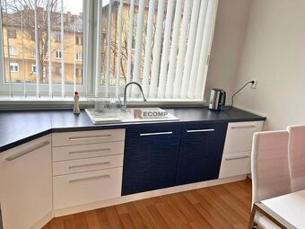 EXKLUZÍVNE: Prenájom priestranného 3-izbového bytu s 2 balkó - 3