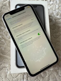 Apple Iphone XR, 64gb, White - 3