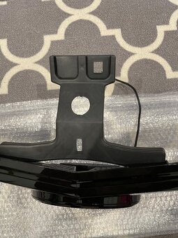 Predám masku/gril pre Mercedes W204 AMG C63 - 3