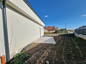 4 izb. rodinný dom v Šintave na 467m2 pozemku na predaj - 3