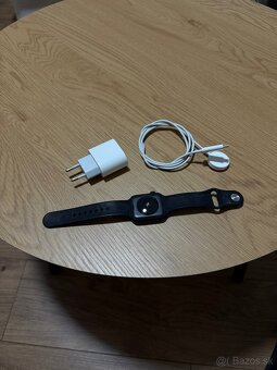 Apple Watch SE (GPS) 44 mm - 3
