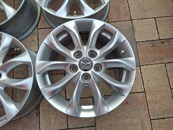 org.hlinikové disky Mazda 3--R16 - 3
