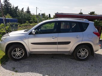 Toyota RAV4 - 3