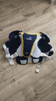 Predám výstroj - 3