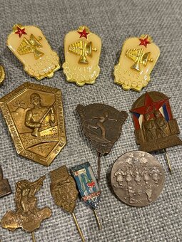 Predám odznaky - 3