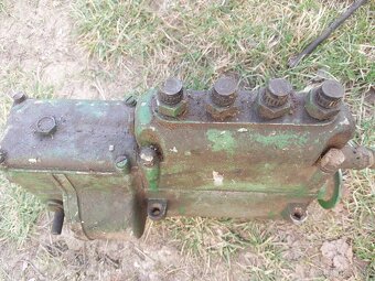 Vstrekovacie čerpadlo Zetor super 50 - 3