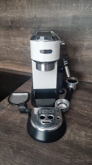 De'Longhi Dedica EC 685.W - 3