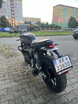 Triumph Speed Twin 1200 - 3