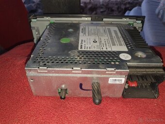 Darujem bmw rádio - 3