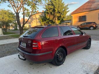 Škoda Octavia Combi 2.0TDI DSG - 3