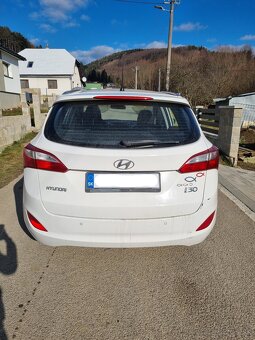 HYUNDAI i30 combi, 1,6 CRDi, 81 kW, r. 2014 - 3