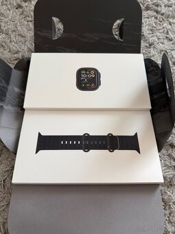 Apple Watch Ultra 2 49mm Black Titanium - 3