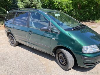Predám Vw Sharan 1,9 automat - 3
