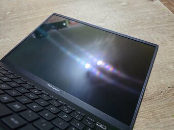 ASUS Zenbook 14 OLED s i9 procesorom 13 generacie 16gb ram a - 3