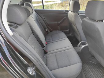Golf V  , 1.4 FSI - 3