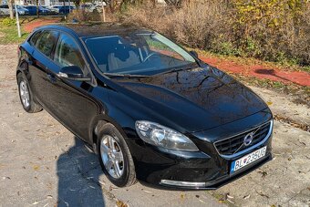 Volvo V40 1.6 D2, 2012 – výborný stav, bez investicii - 3