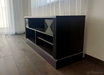 TV skrinka - 3