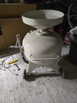 Pieskovacie stroje. - 3