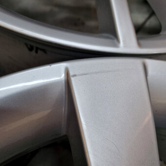 Hliníkové disky 5x112 R17 7J ET49 - 3