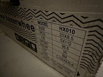 Haxer r20 Nové disky - 3