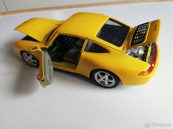 1:18 Porsche 911 Bburago - 3