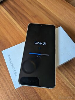 Samsung Galaxy S21 FE 5G - 3