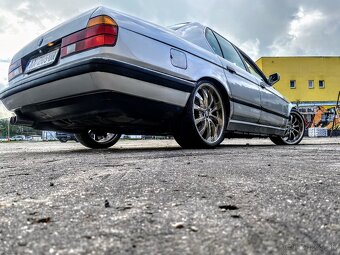 Bmw e32 735i - 3