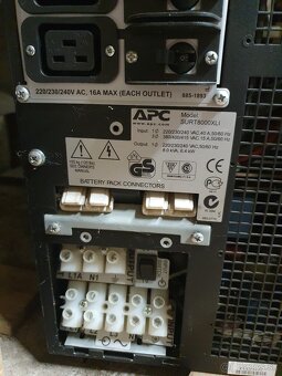 UPS APC SURT 8000 XLI - 3