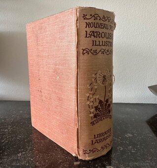 LAROUSSE (1927) - 3