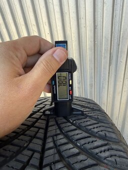 Celorocne pneumatiky GOODYEAR 215/60 R17 - 3
