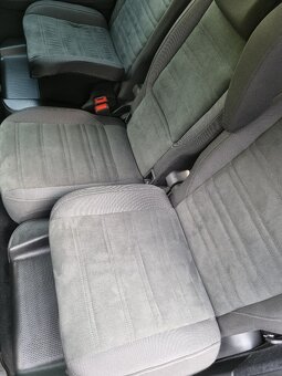 Predám VW Touran 1,5 TSI DSG - 3