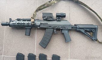 Saiga IZ24M 5.45x39 prerobená na Saiga 105+SAG - 3