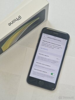Predám iPhone Se 2020 128GB - 3