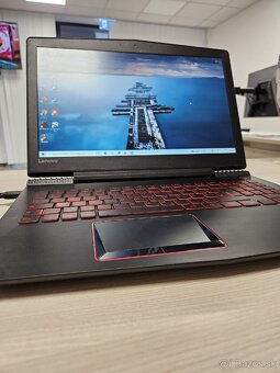 Predam herný notebook LENOVO LEGION Intel Core-i7 - 3