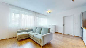 Na predaj: očarujúci 2 izbový byt v Dúbravke v projekte Tarj - 3