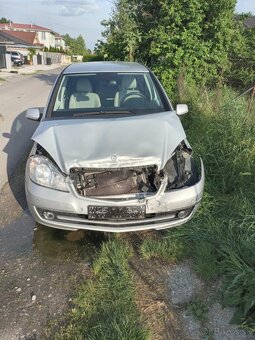 Mercedes A 180 - 3
