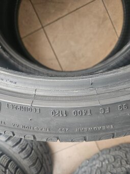 235/40 R19 Pirelli letné pneumatiky - 3
