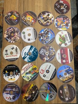 PS2 Slim silver - 3