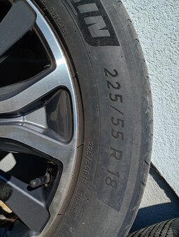 Peugeot 4008 ,225/55 r18 - 3