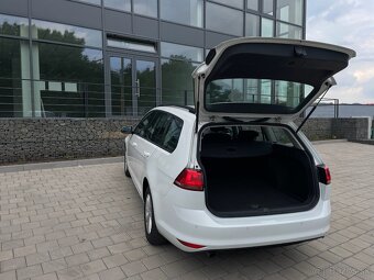 PRENÁJOM - VOLKSWAGEN Golf 1.6 TDi - Auto - 3