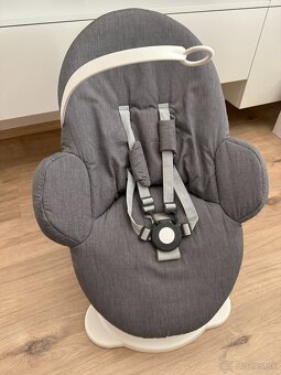 Jedálenská stolička STOKKE STEPS s pohodlným lehátkom - 3