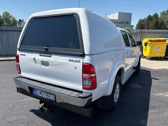 Toyota Hilux 3.0 D-4D A/T - 3