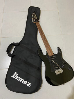el. gitara Ibanez GiO s púzdrom aj pákou, je ako nová - 3