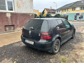 VW GOLF IV - 3