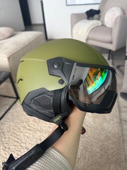 Lyžiarska helma UVEX instict visor - 3